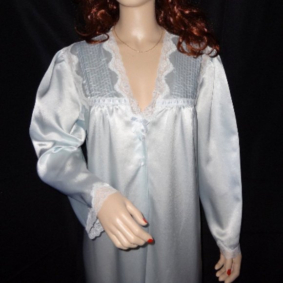 Vintage 90's Ice Blue Satin Barbizon Robe - Picture 4 of 7